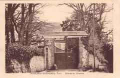 HC-Entree-du-chateau-2